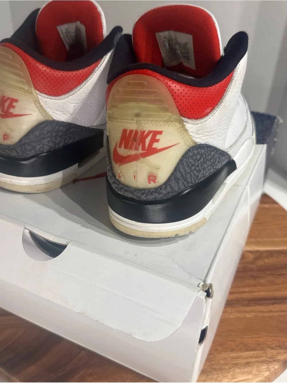 Men’s Size 10.5 - Jordan 3 Retro Denim SE Fire Red 2020 - CZ6431 100